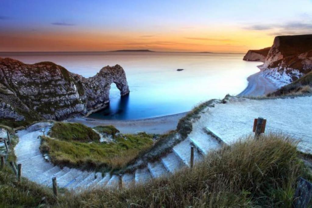 2-6 Guests Holiday Home In Durdle Door Уеърхам Екстериор снимка